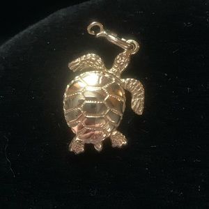 14k Yellow Gold Turtle Charm